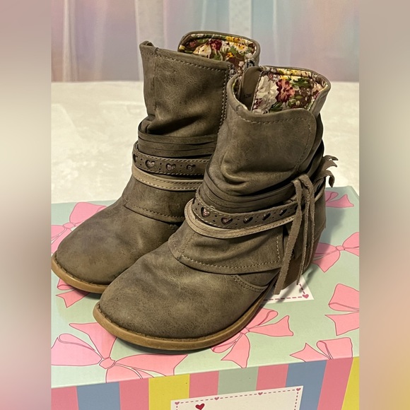 Jellypop Girls shoes! - Picture 3 of 4